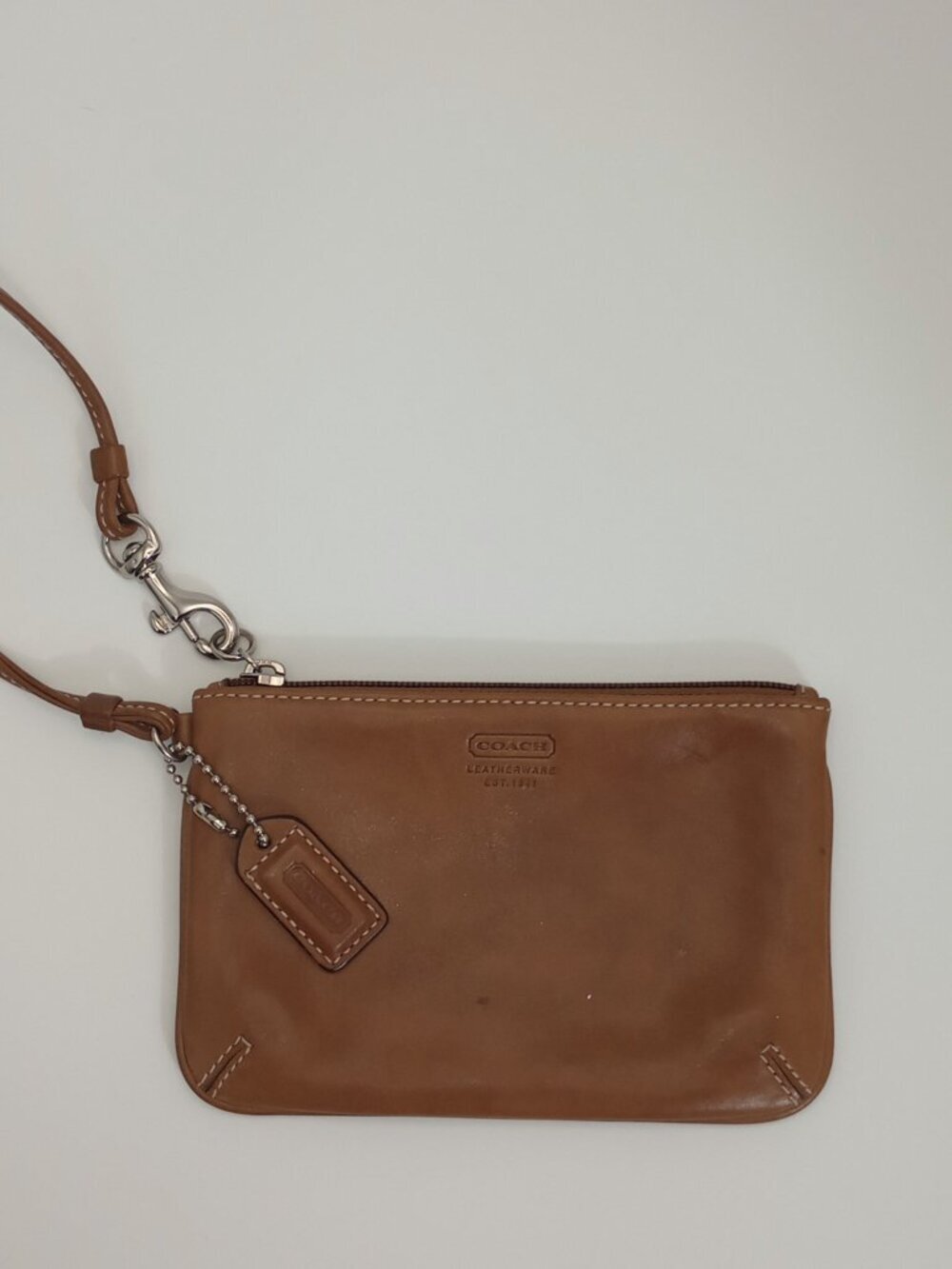 Vintage Coach Leatherware Est. 1941 Cognac Brown Leather Zip Wristlet Pouch